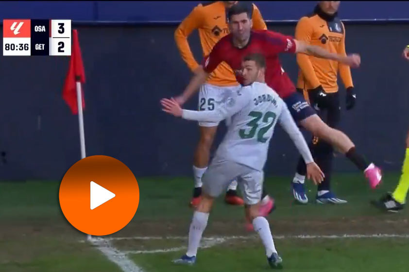 VIDEO: Neuveriteľný víťazný gól v španielskej La Lige takmer od rohovej zástavky