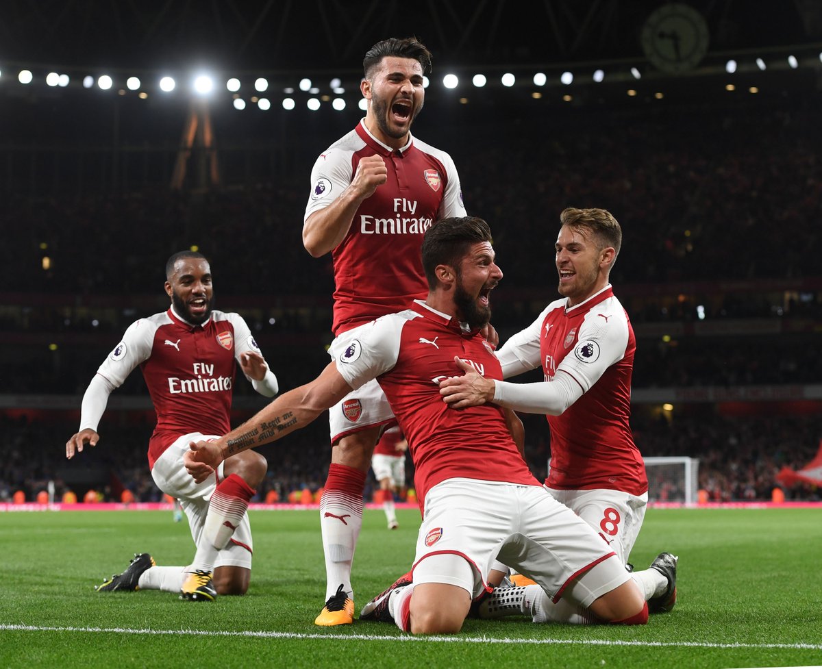 Zápas ako remeň: Zostrih prvého duelu Premier League medzi Arsenalom a Leicestrom naozaj stojí za to! (VIDEO)