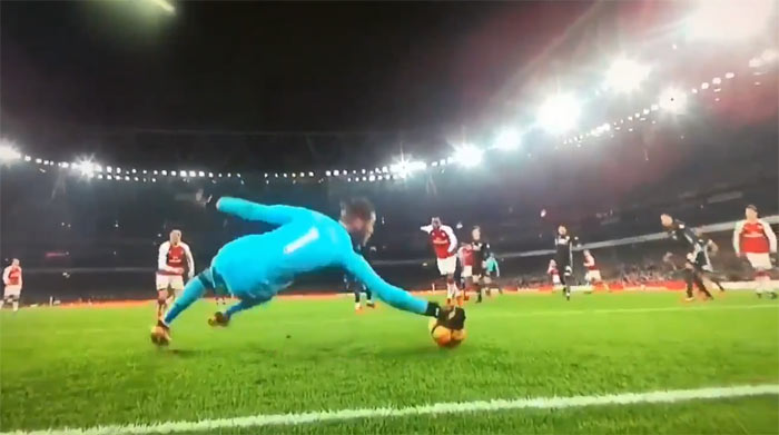 David de Gea a jeho dvojitý superzákrok v zápase s Arsenalom! (VIDEO)