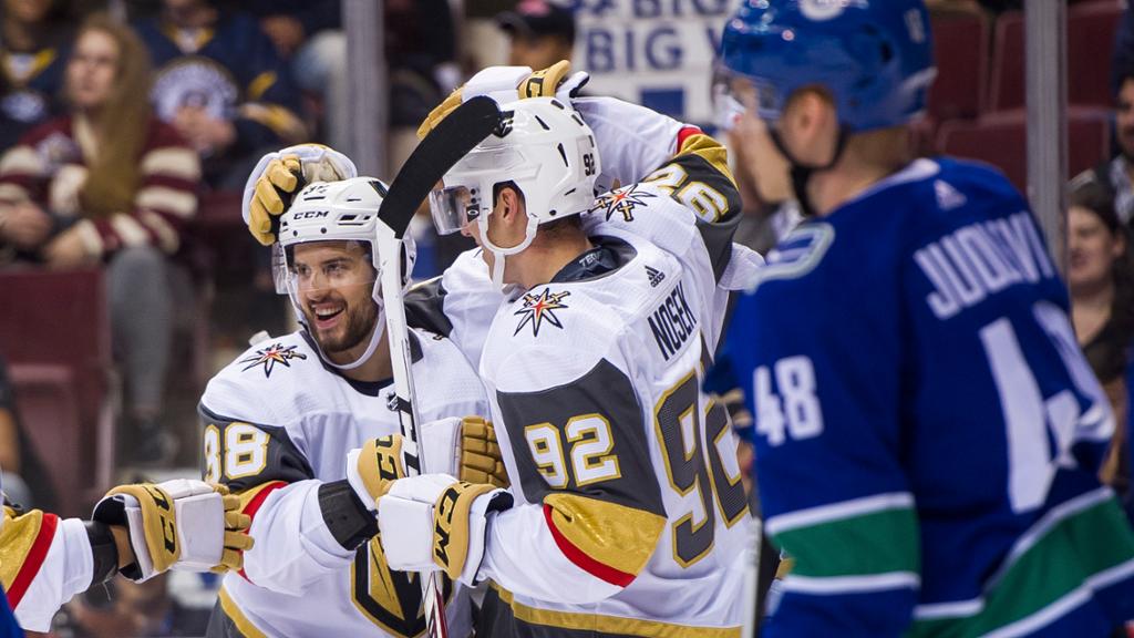 Nový tím v NHL Vegas Golden Knights pri svojom prvom zápase rozstrieľal Vancouver 9:4! (VIDEO)