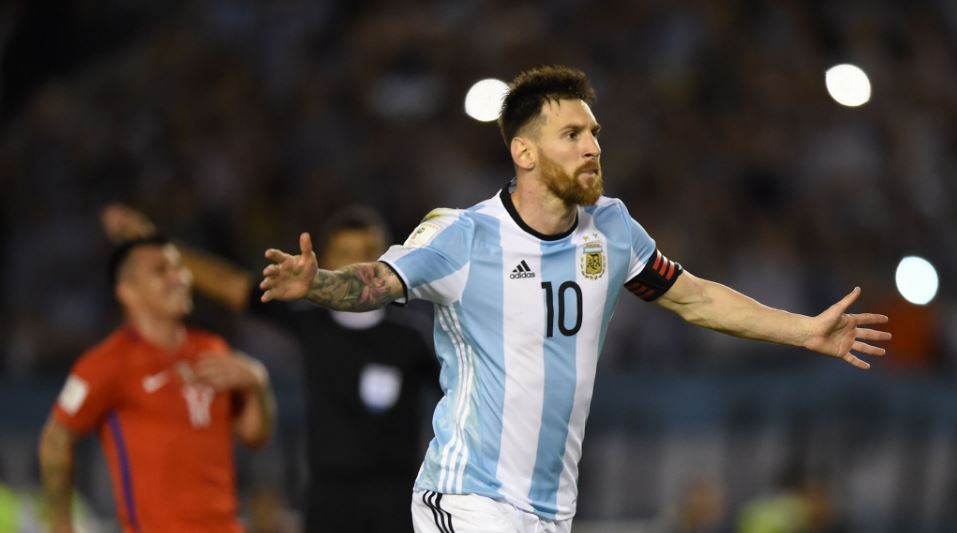 Messi rozhodol z penalty o tesnom triumfe v kvalifikácii nad Čile! (VIDEO)
