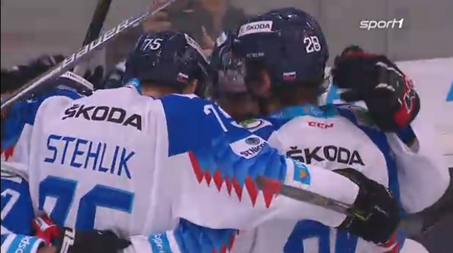 Ako Slovenskí hokejisti porazili finalistu z poslednej olympiády v Pjongčangu! (VIDEO)