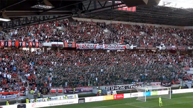 Blíži sa najväčšie derby Trnava - Slovan. Pozrite si parádne promo video ultrasu Trnavy (VIDEO)