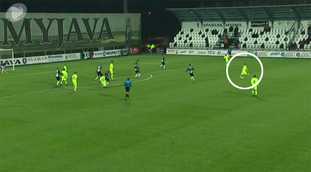 Talentovaný reprezentant do 21 rokov Denis Vavro strelil za Žilinu nádherný gól z 25 metrov proti Myjave! (VIDEO)