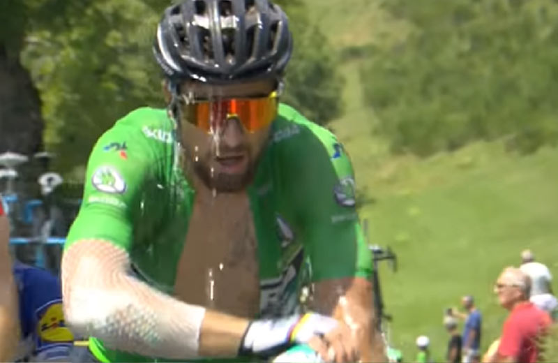 Nezničiteľný Sagan prežil aj dnešnú náročnú etapu a má zrejme zelený dres vo vrecku! (VIDEO)
