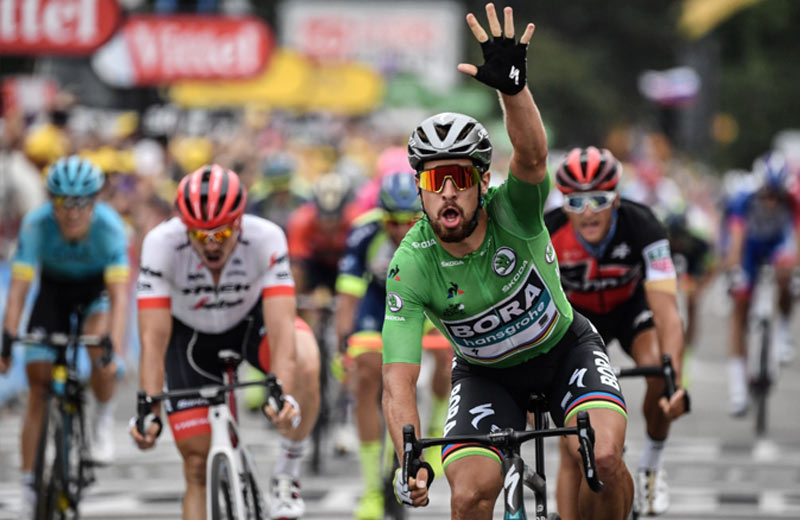 Nezastaviteľný Peter Sagan víťazom 13. etapy na Tour de France 2018! (VIDEO)