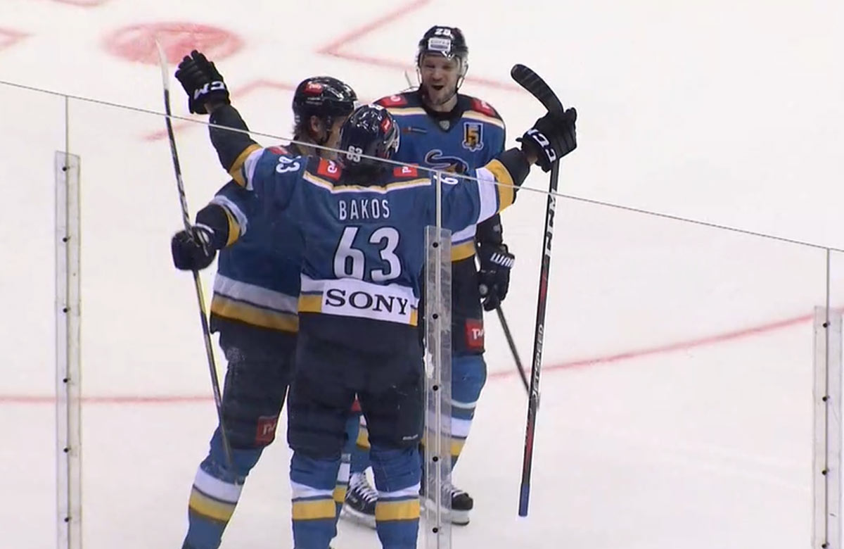 Martin Bakoš po odchode z Bostonu s parádnym prvým gólom v KHL! (VIDEO)