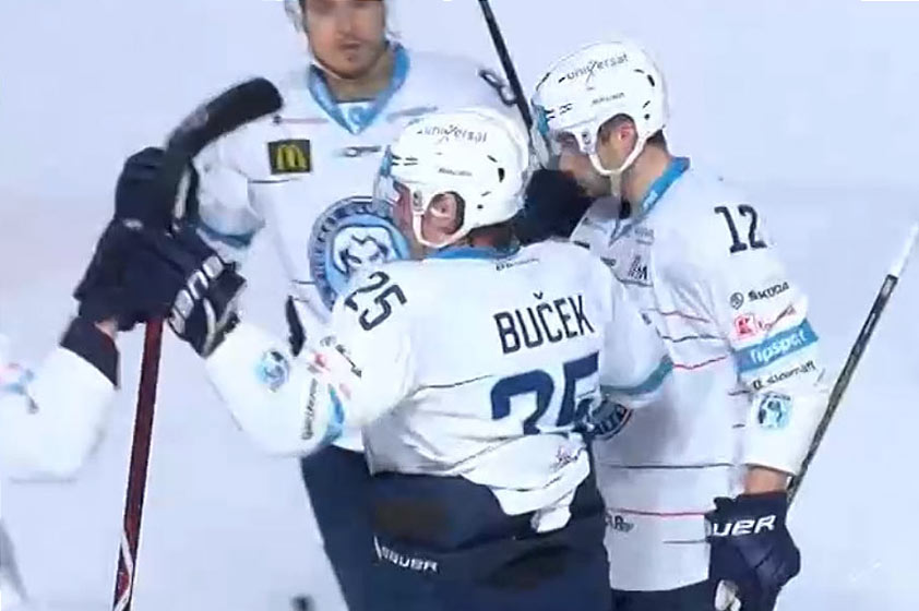 Samuel Buček si po odchode z KHL mal nájsť nový klub