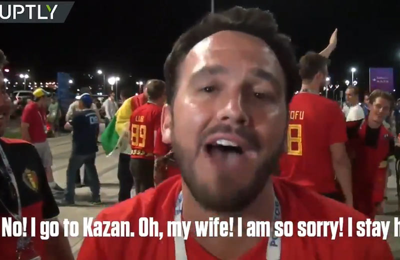 Fanúšik Belgicka hitom internetu: Cez televíziu sa ospravedlňuje manželke, že zostáva na štvrťfinále! (VIDEO)