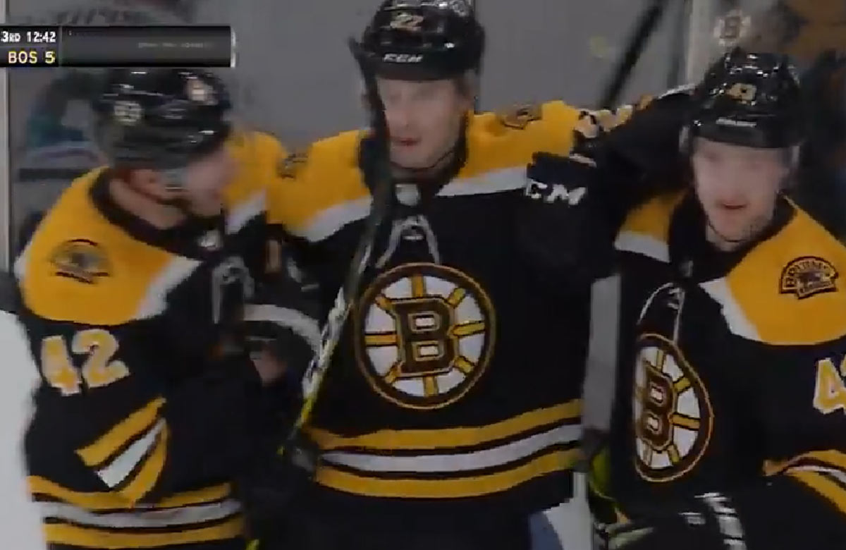 Peter Cehlárik a jeho 4. gól v sezóne za Boston Bruins! (VIDEO)