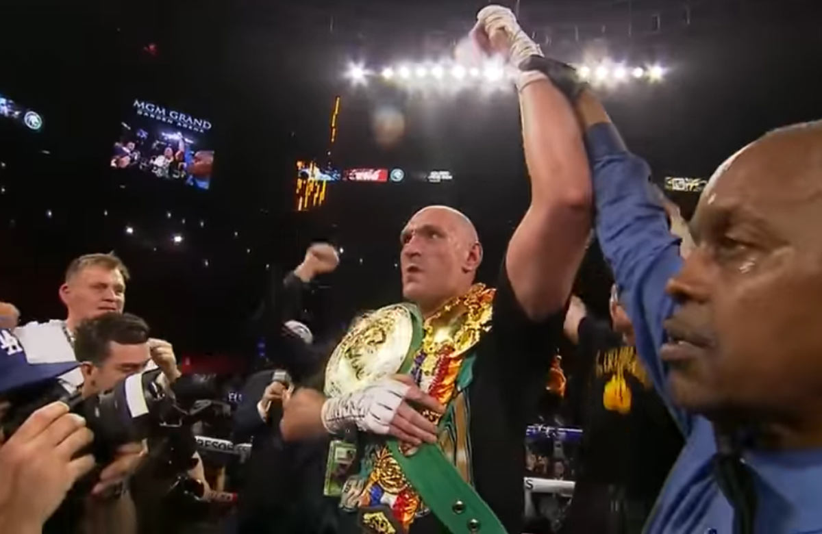 Tyson Fury zdolal Deontaya Wildera a stal sa znovu šampiónom (VIDEO)