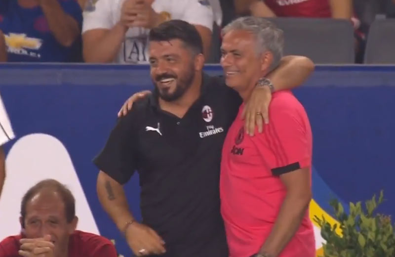 Nekonečné penalty v zápase AC Milána s Manchestrom. Gattuso a Mourinho chceli ukázať ako sa to robí! (VIDEO)