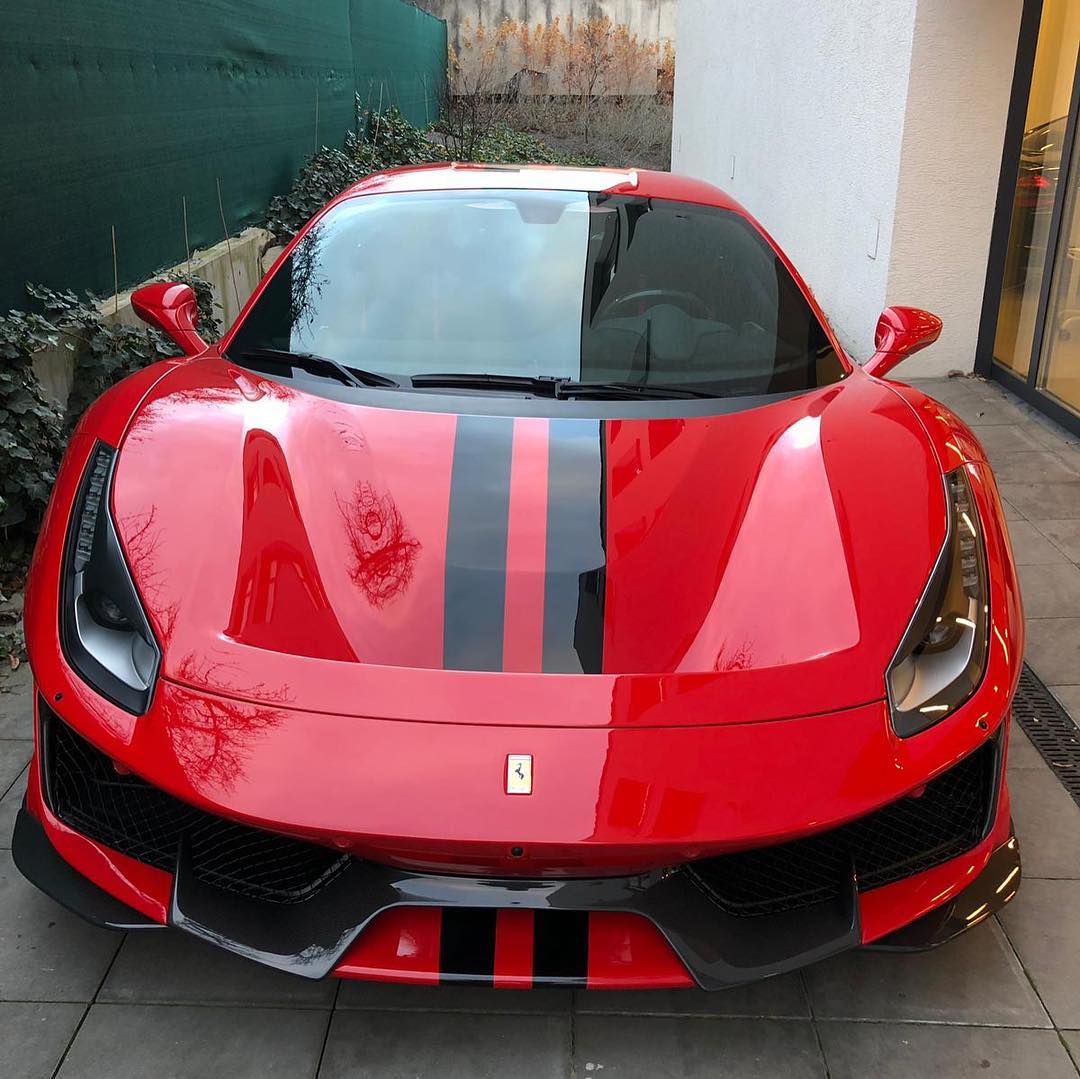 Hamsik Ferrari