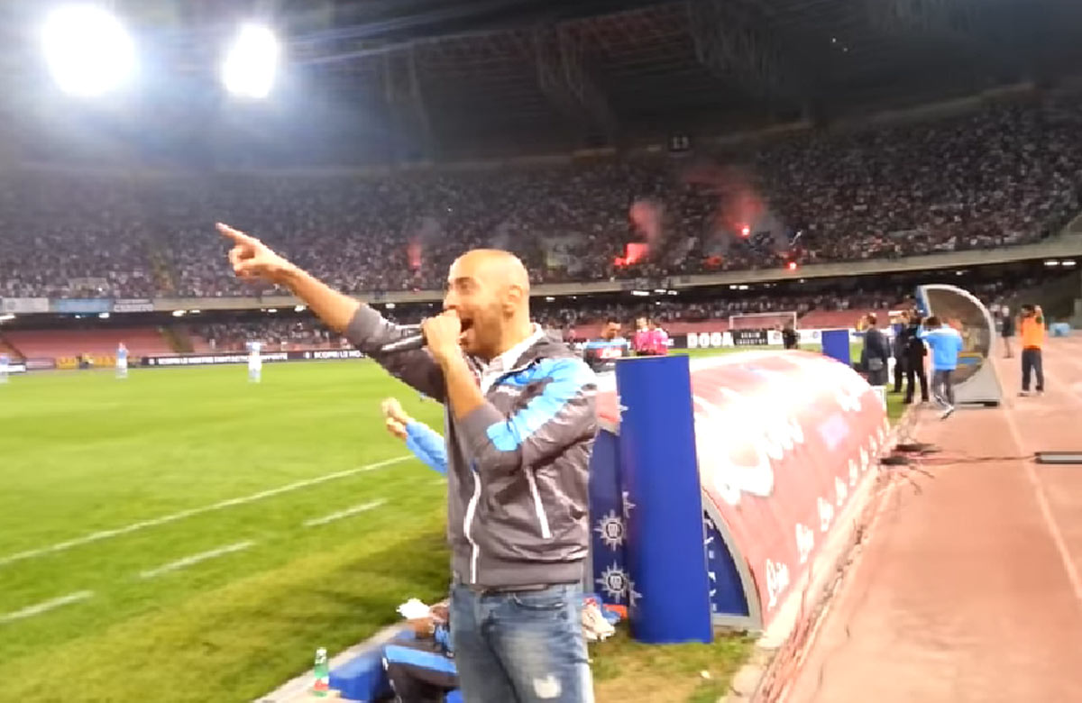 Keď hlásateľ na štadióne Neapola ohlási ako strelca gólu Mareka Hamšíka! (VIDEO)