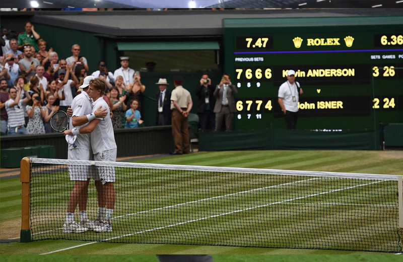 O finalistovi Wimbledonu rozhodovala 6 a pol hodinová bitka. Postupový set skončil 26:24! (VIDEO)