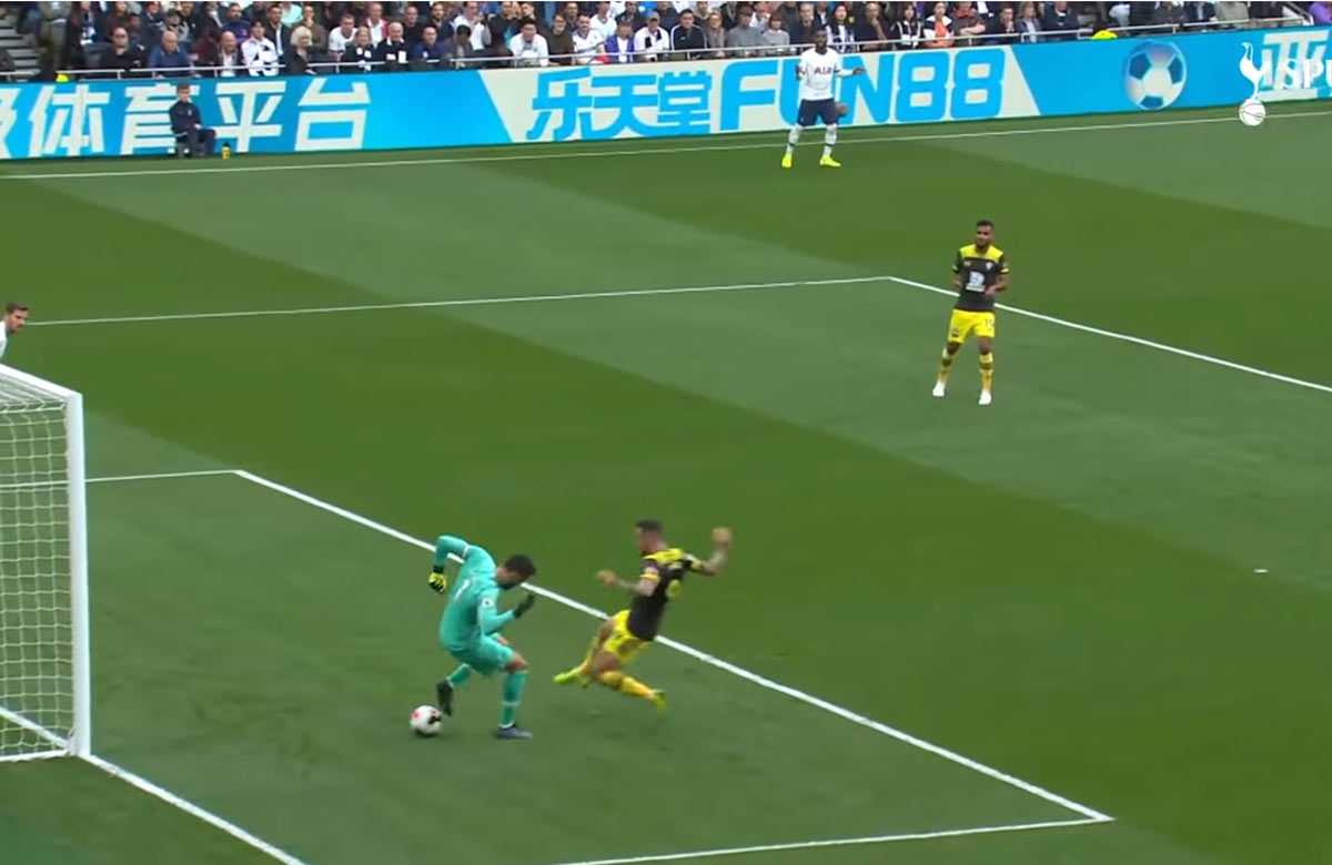 Obrovský kiks Huga Llorisa v zápase Tottenhamu so Southamptonom (VIDEO)