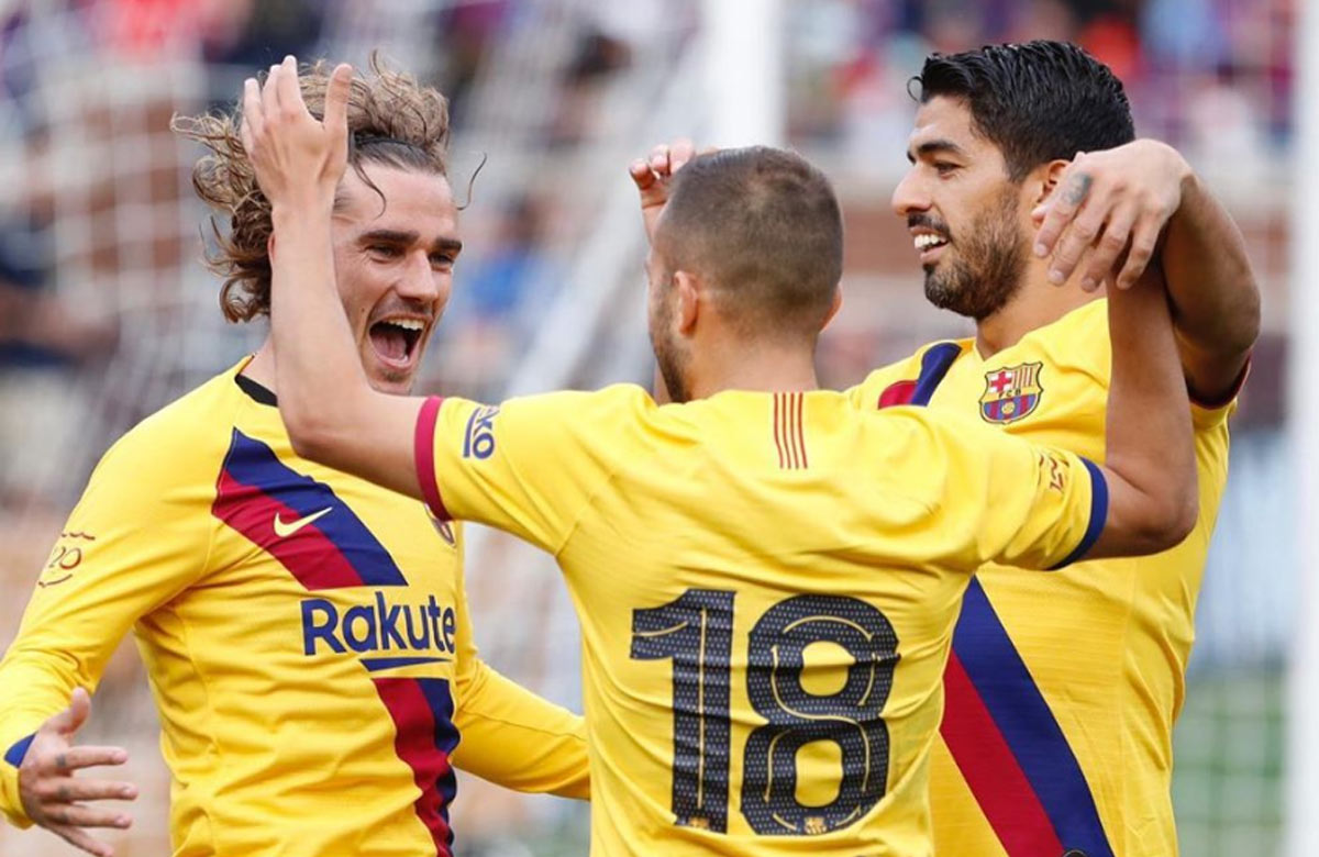 Barcelona deklasovala Neapol. Griezmann strelil prvý gól po prestupe! (VIDEO)