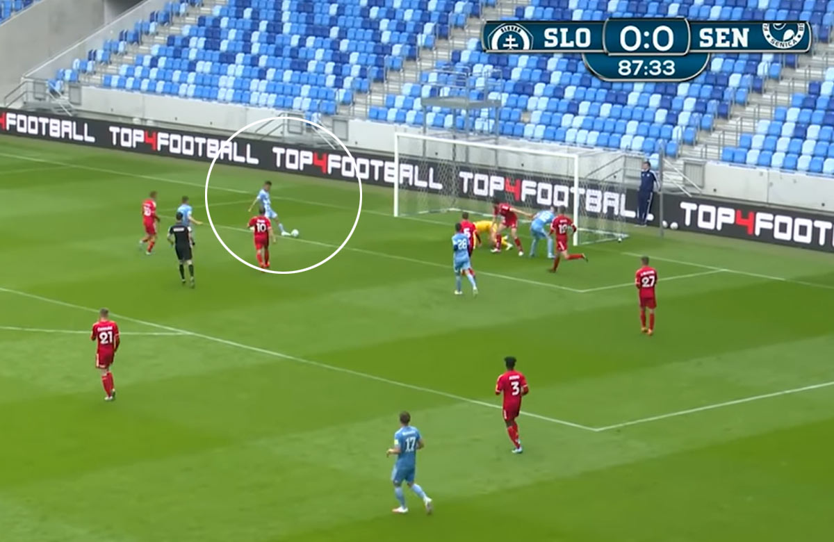 Neuveriteľné zlyhanie futbalistu Slovana v prípravnom zápase (VIDEO)