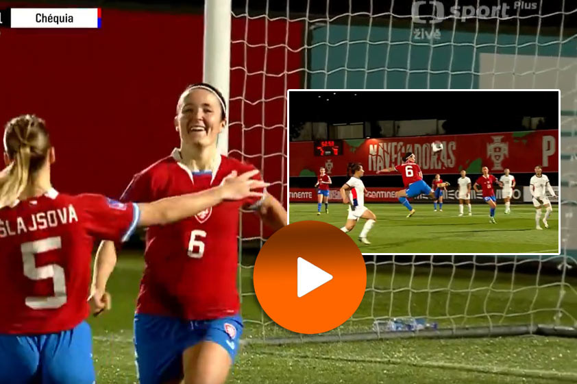 VIDEO: Česká futbalistka strelila úžasný gól. Akrobatické zakončenie je hitom internetu
