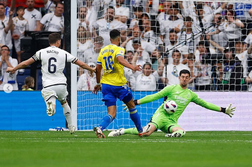 VIDEO: Thibaut Courtois s úžasným zákrokom pri sezónnom debute za Real Madrid
