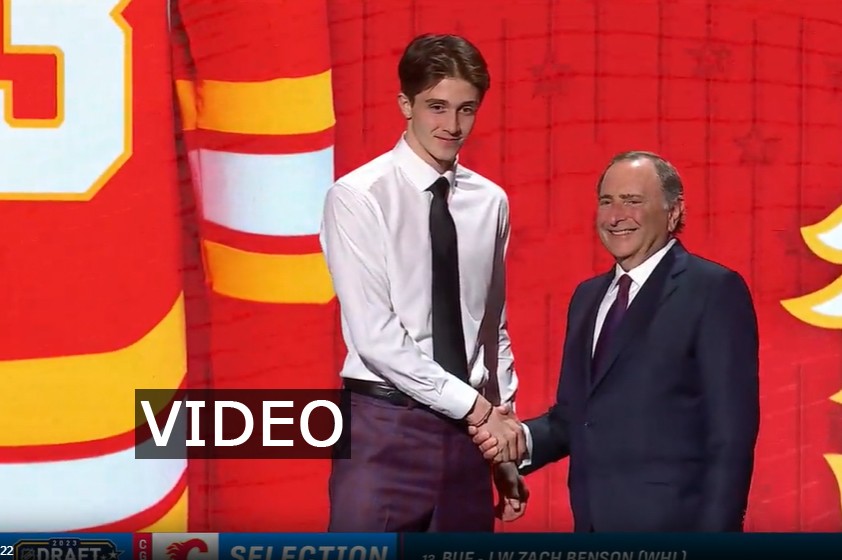 Samuel Honzek draftovaný do NHL v prvom kole. Mladý Trenčan smeruje za dvoma krajanmi