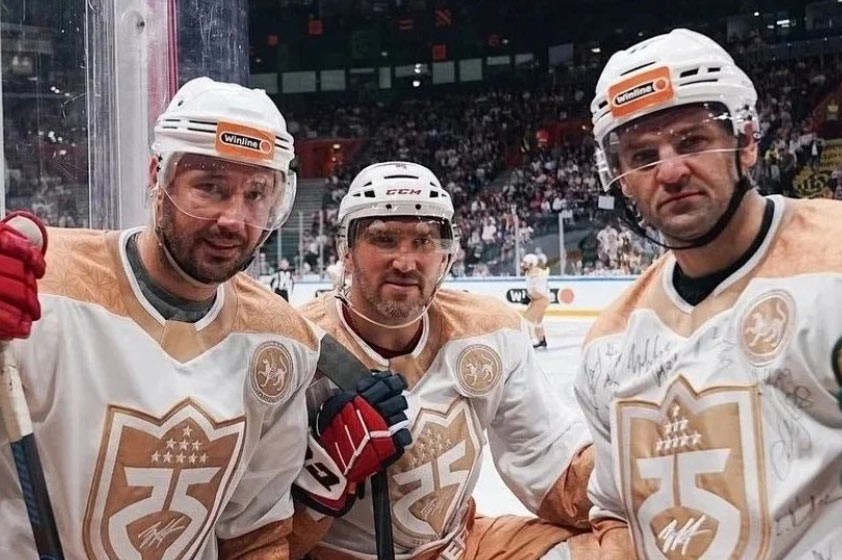 Legendárny Rus ohlásil nečakaný návrat na ľad. Zahrá si v KHL po boku Slovákov