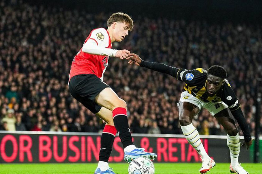 VIDEO: Leo Sauer striedajúcim žolíkom. Slovenský mladík pri víťaznom góle Feyenoordu