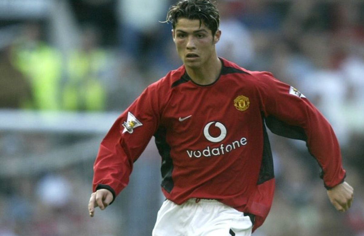 15 rokov dozadu debutoval Cristiano Ronaldo v drese Manchestru United (VIDEO)