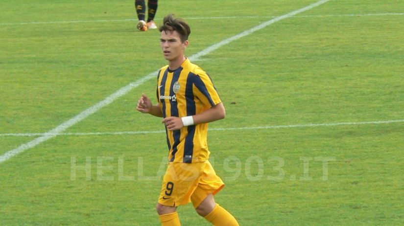 Ďalší Slovák v Serii A: Mladík Ľubomír Tupta debutoval v drese Hellasu Verona! (VIDEO)