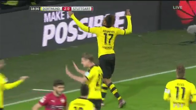 Vyzerá to celkom jednoducho: Pozrite si nádhernú akciu Dortmundu pri góle proti Stuttgartu! (VIDEO)