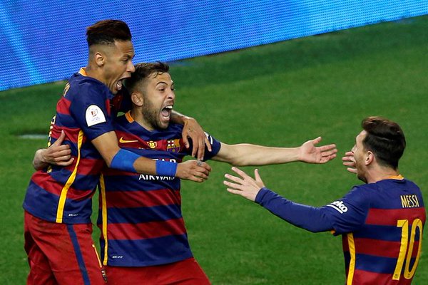Barcelona sa teší zo španielskeho pohára. V predĺžení rozhodol Alba po geniálnej prihrávke Messiho! (VIDEO)