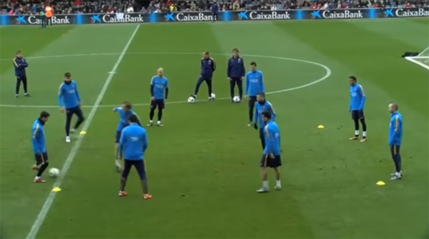 Bago na tréningu Barcelony: Rakitič a Alba sa v strede mohli aj roztrhnúť (VIDEO)