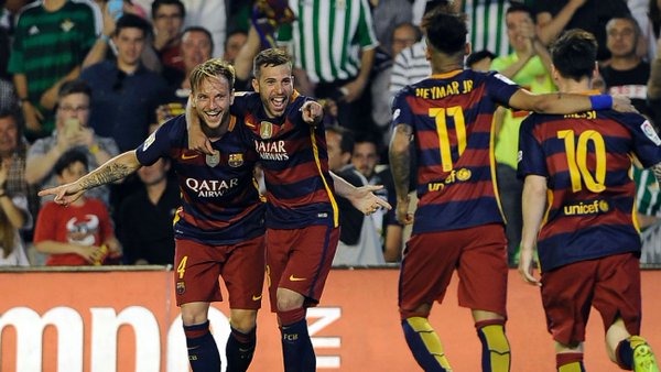 Dve geniálne prihrávky Messiho rozhodli o triumfe Barcelony nad Betisom! (VIDEO)