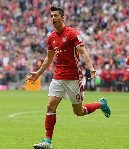 Bayern totálne deklasoval aj Augsburg. Doma im naložil zahanbujúco 6:0! (VIDEO)