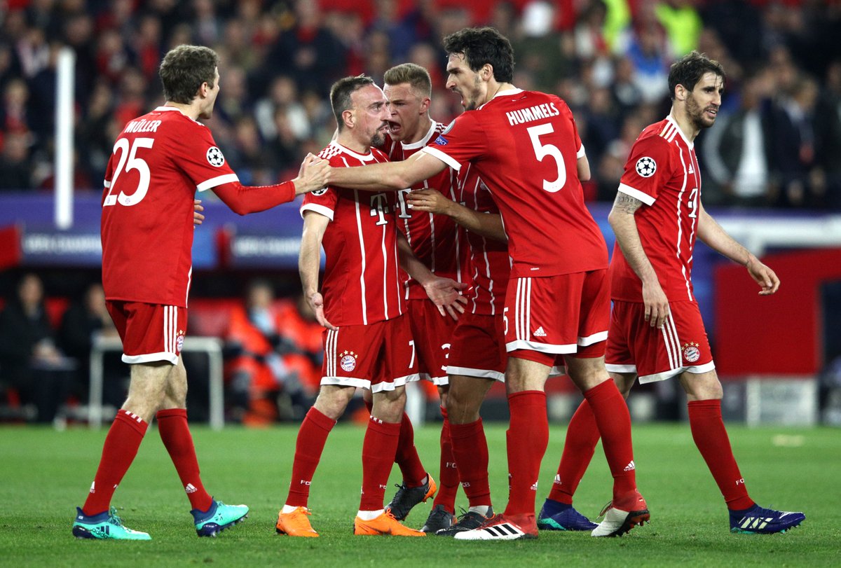 Bayern Mníchov bližšie k semifinále Ligy Majstrov. V Španielsku tesne zdolal Sevillu! (VIDEO)