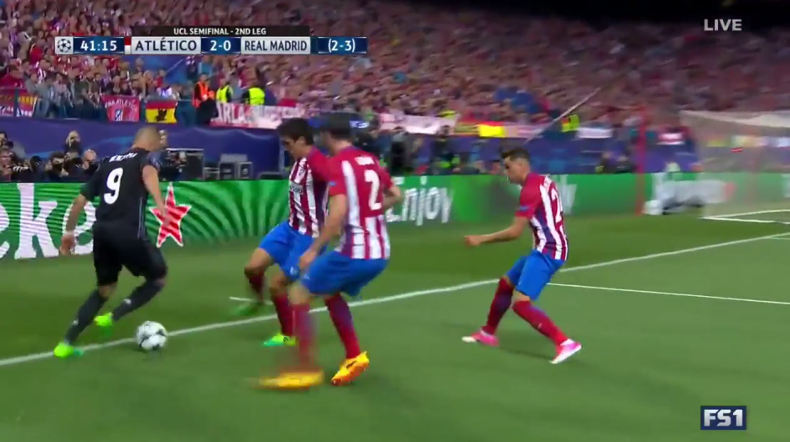 Benzema predviedol neuveriteľné sólo cez troch hráčov Atletica. Isco striela dôležitý gól Realu! (VIDEO)