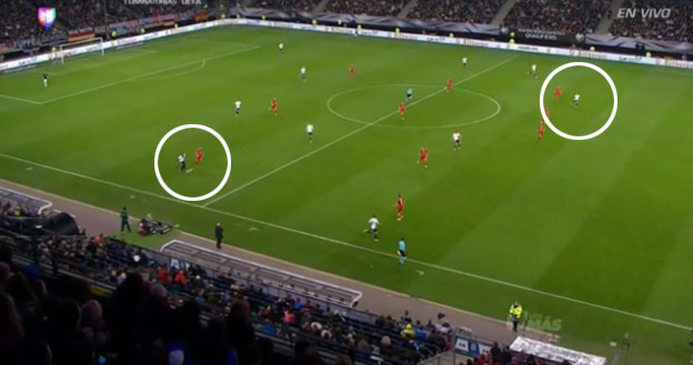 Jerome Boateng a jeho dokonalá milimetrová prihrávka v zápase proti Česku! (VIDEO)