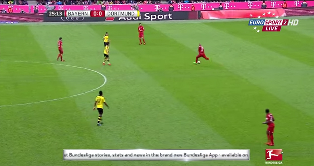 Dokonalá prihrávka Boatenga na Müllera pri prvom góle proti Dortmundu (VIDEO)