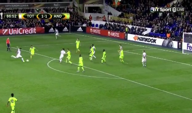 Fantastický víťazný gól Tottenhamu v závere zápasu s Anderlechtom (VIDEO)