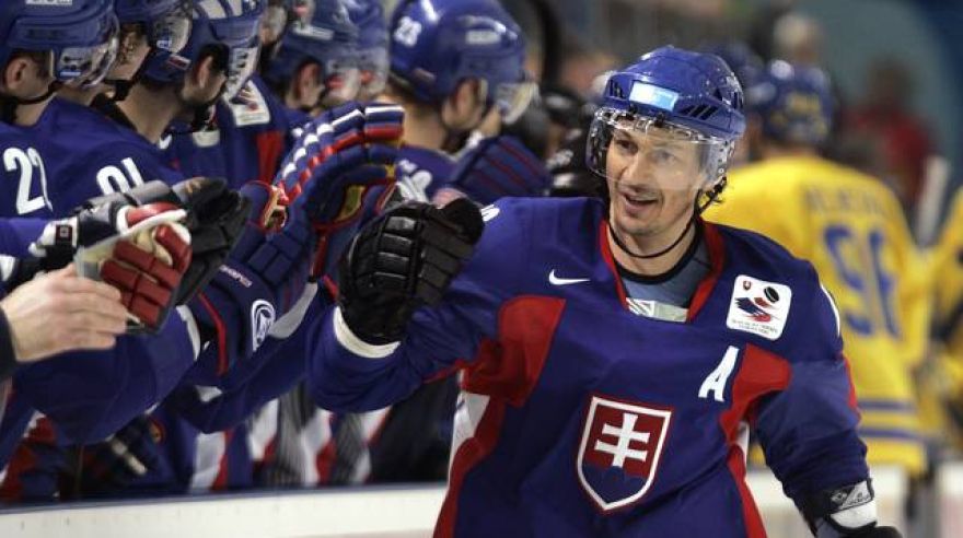 Peter Bondra slovenský hokej až v tak zlom stave nevidí: Sme malá krajina s iba 10 tisíc korčuliarmi. Aj tak robíme stále zázraky!