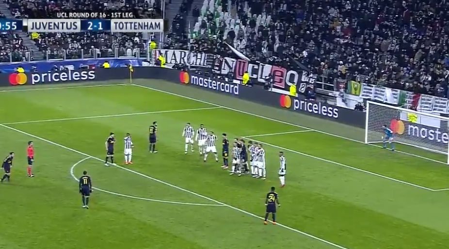 Buffon sa musí červenať: Po jeho chybičke prišlo vyrovnanie Tottenhamu z priameho kopu! (VIDEO)
