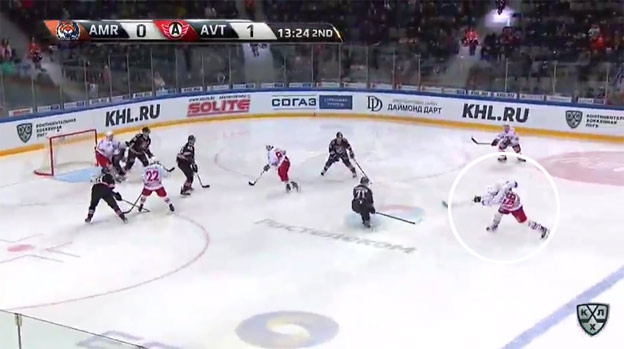 Michal Čajkovský strelil svoj prvý gól v KHL v drese Jekaterinburgu! (VIDEO)