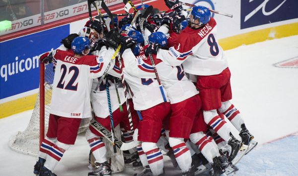Českí mladíci šokovali hokejový svet, keď na MS U20 porazili obhajcov titulu z Fínska. Pozrite si zostrih! (VIDEO)