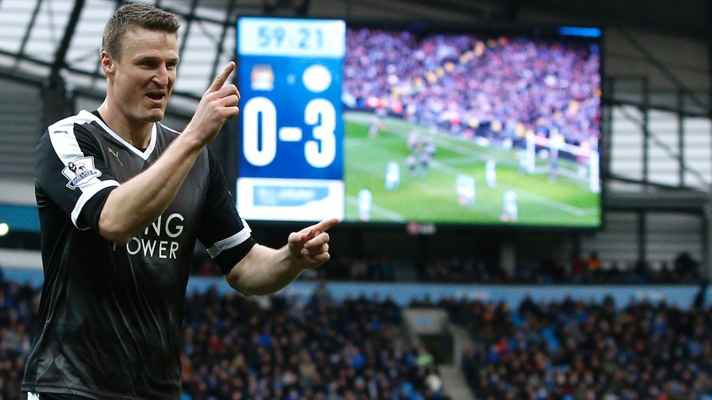 Leicester valcuje aj naďalej! Dnes dokázal poraziť vonku Manchester City 3:1! (VIDEO)