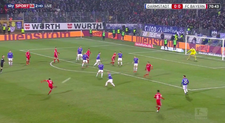 Douglas Costa fantastickou delovkou z 30 metov rozhodol o triumfe Bayernu! (VIDEO)