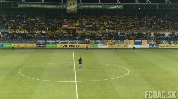 Štadión v Dunajskej Strede znovu spieval maďarskú pesničku pred zápasom Fortuna Ligy! (VIDEO)