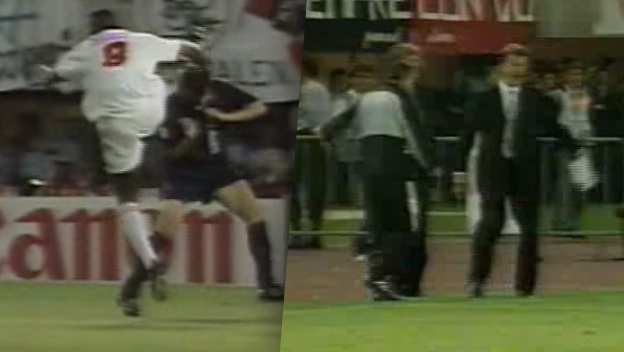 Keď nahnevaný Louis van Gaal napodobňoval faul vo finále Ligy Majstrov v 1995