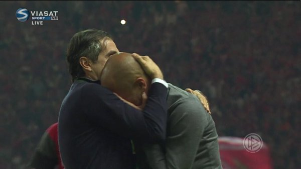 Bayern získal pohár, Guardiola sa neubránil po poslednom zápase slzám! (VIDEO)