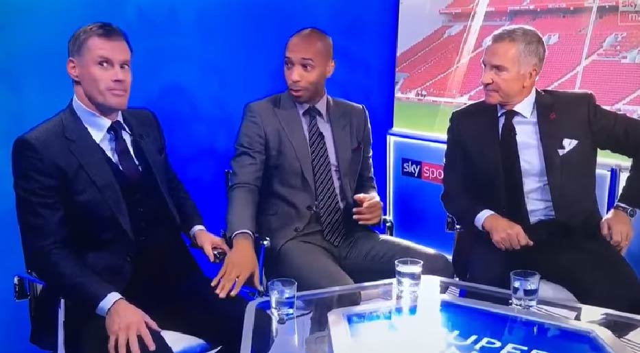 Futbaloví experti Thierry Henry a Jamie Carragher znovu napodobnili svoj legendárny moment! (VIDEO)