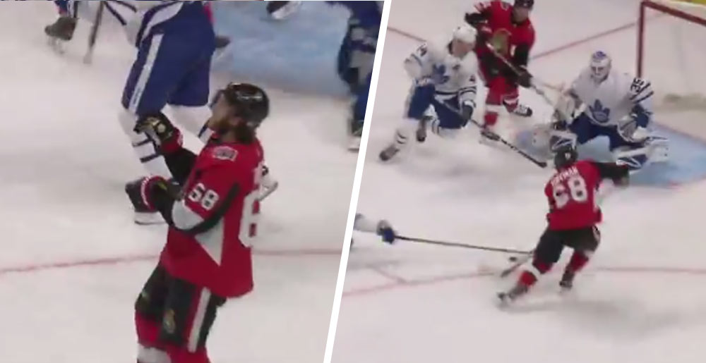 Útočník Ottawy po nepremenenej šanci hodil do vzduchu od nervov svoju hokejku. Následne mu spadla späť a strelil gól! (VIDEO)